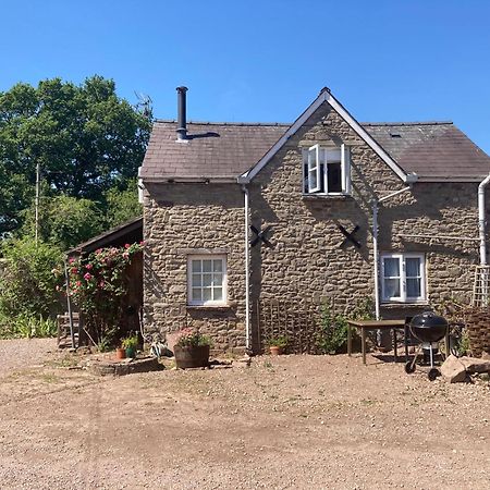 The Bothy At Oak Farm Daire Usk Dış mekan fotoğraf